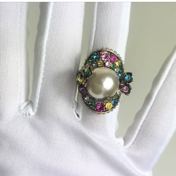 NEW GUCCI RING PEARL CRYSTAL EMBELLISHED Flower - Picture 4 of 12